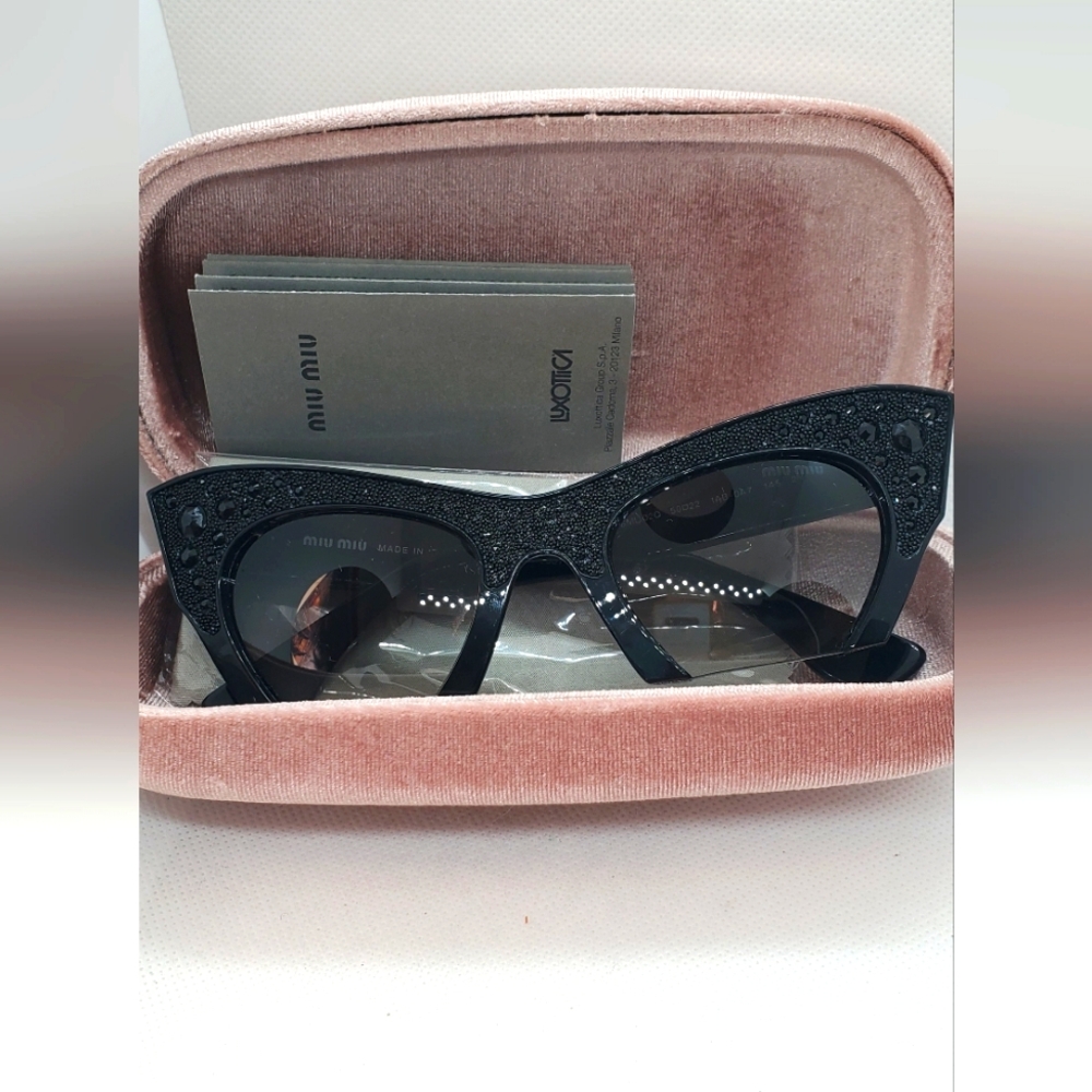 MIU MIU -RASOIR Rock Sunglasses Cat Eye with black rhinestones-Frame and lens